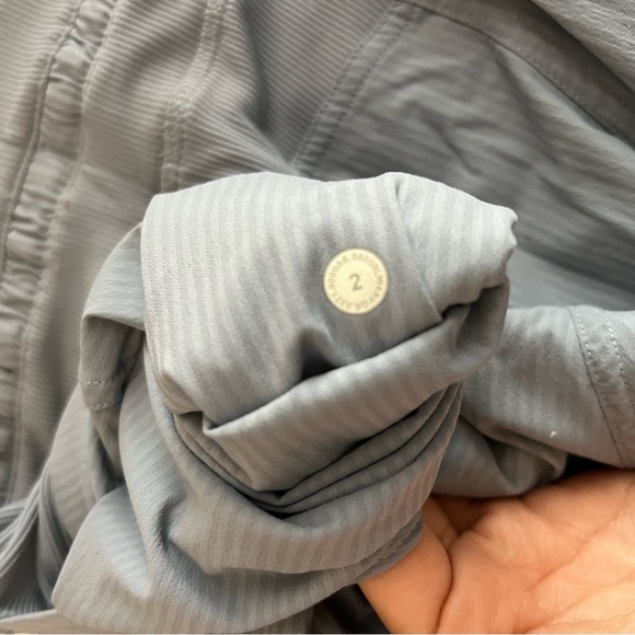 Lululemon Dance Studio Crop Joggers 25" Sz 2 - Picture 9 of 9